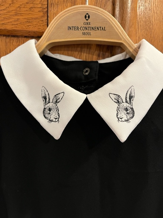 Victoria Beckham — “Clever Bunny” Dress — Medium — Black/White - Picture 7 of 9